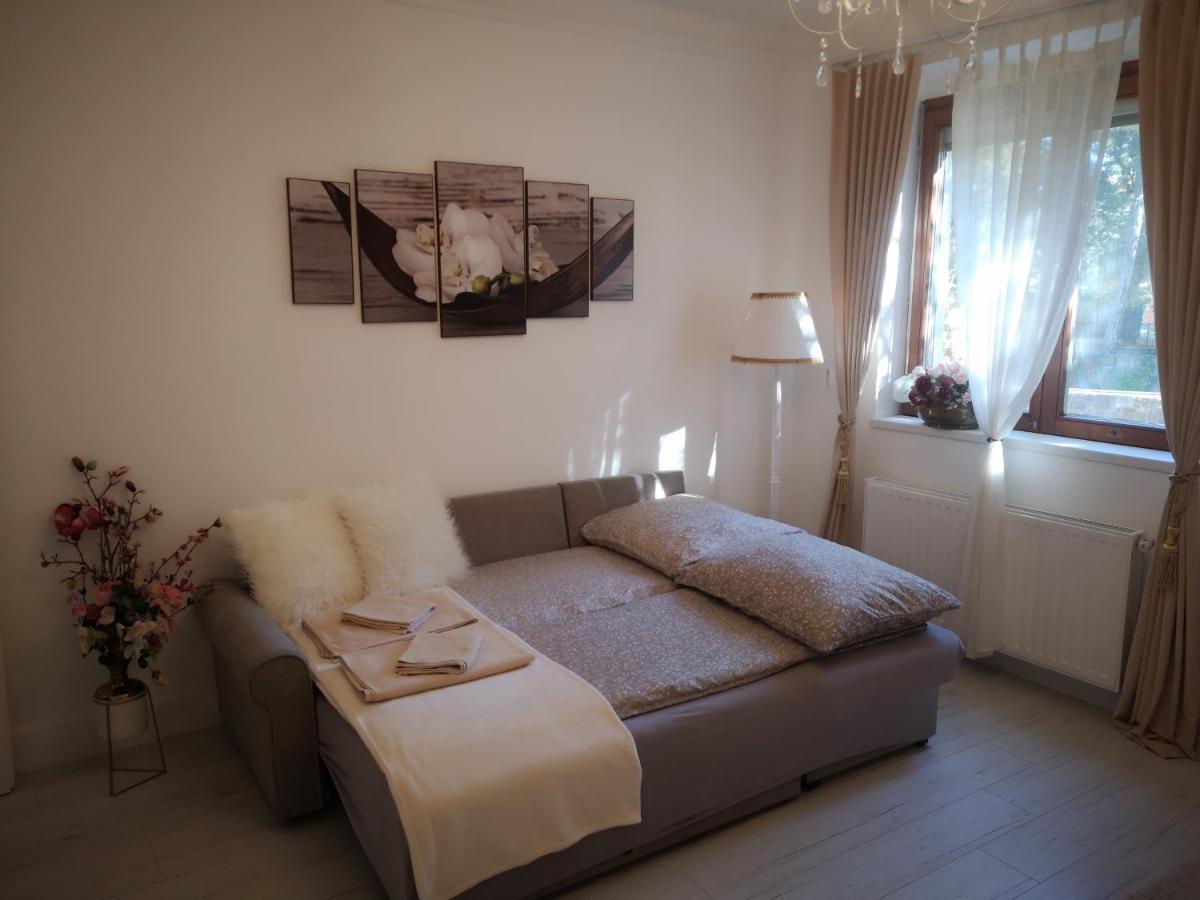 Patak Apartman Эгер Экстерьер фото